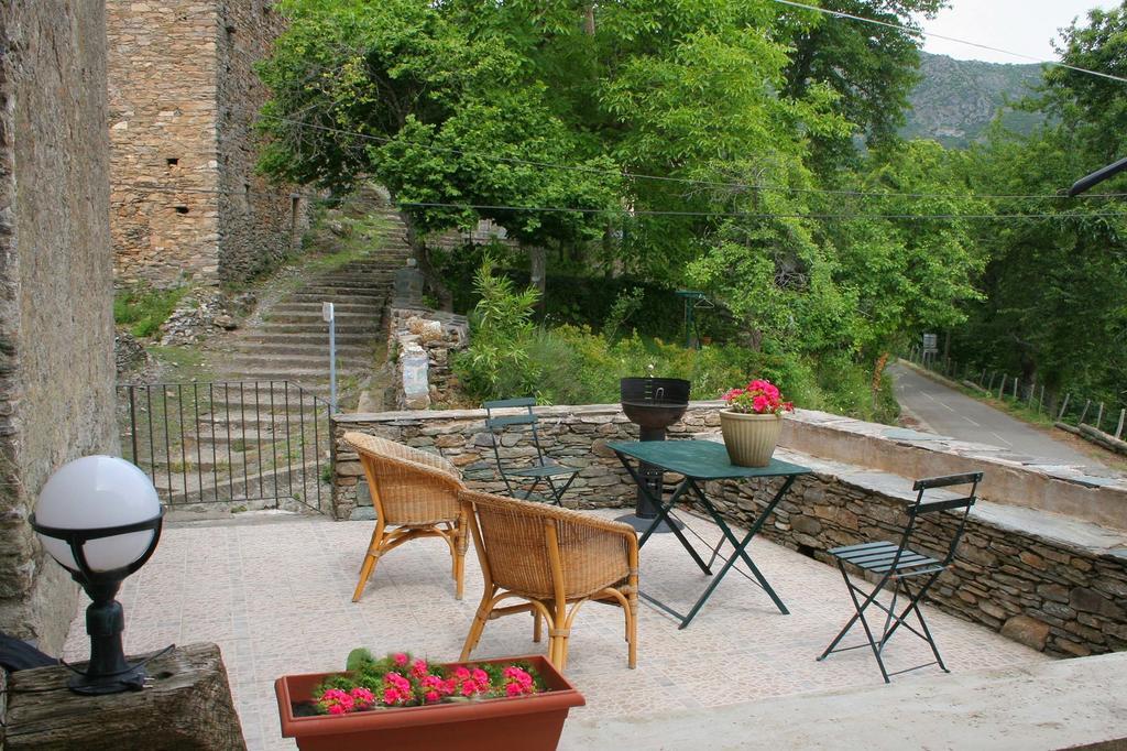 Villa Casa Valentini à Quercitello Extérieur photo